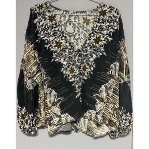 Women's Free People Size Medium Black Floral Birds‎ of A Feather V-neck Blouse